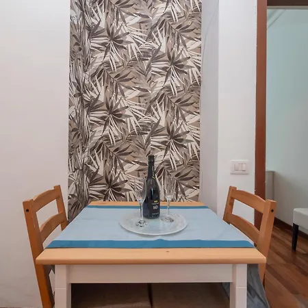 IHost Apartment - Ornato 14-2